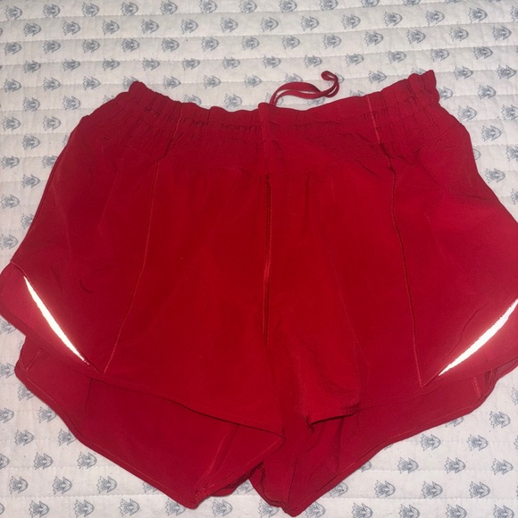 lululemon athletica Vibrant Red Athletic Shorts - Picture 1 of 2